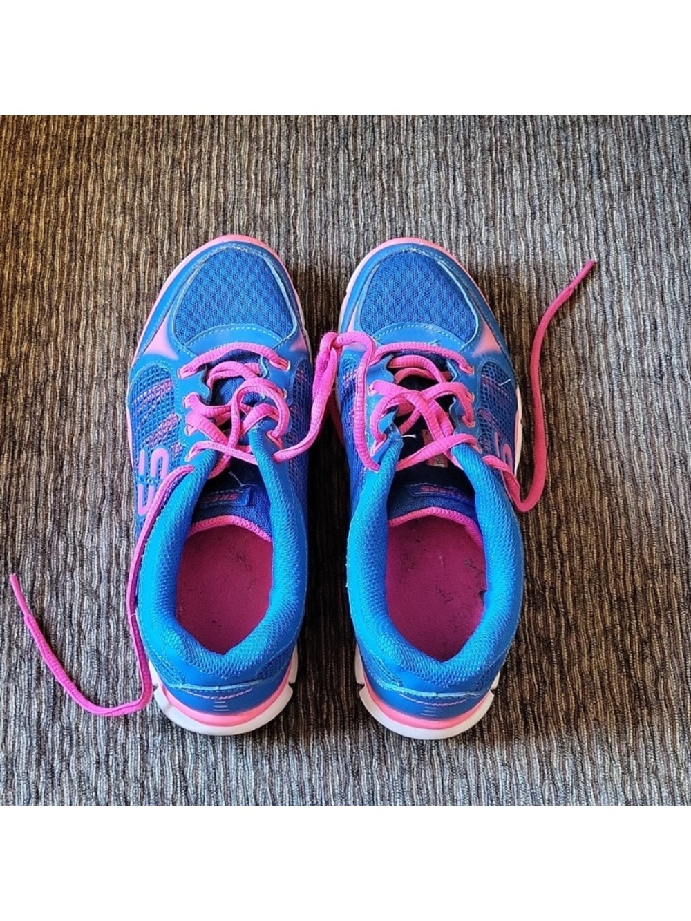 SKETCHERS Vibrant Blue Mesh Running Sneakers with Pink Accents 6.5